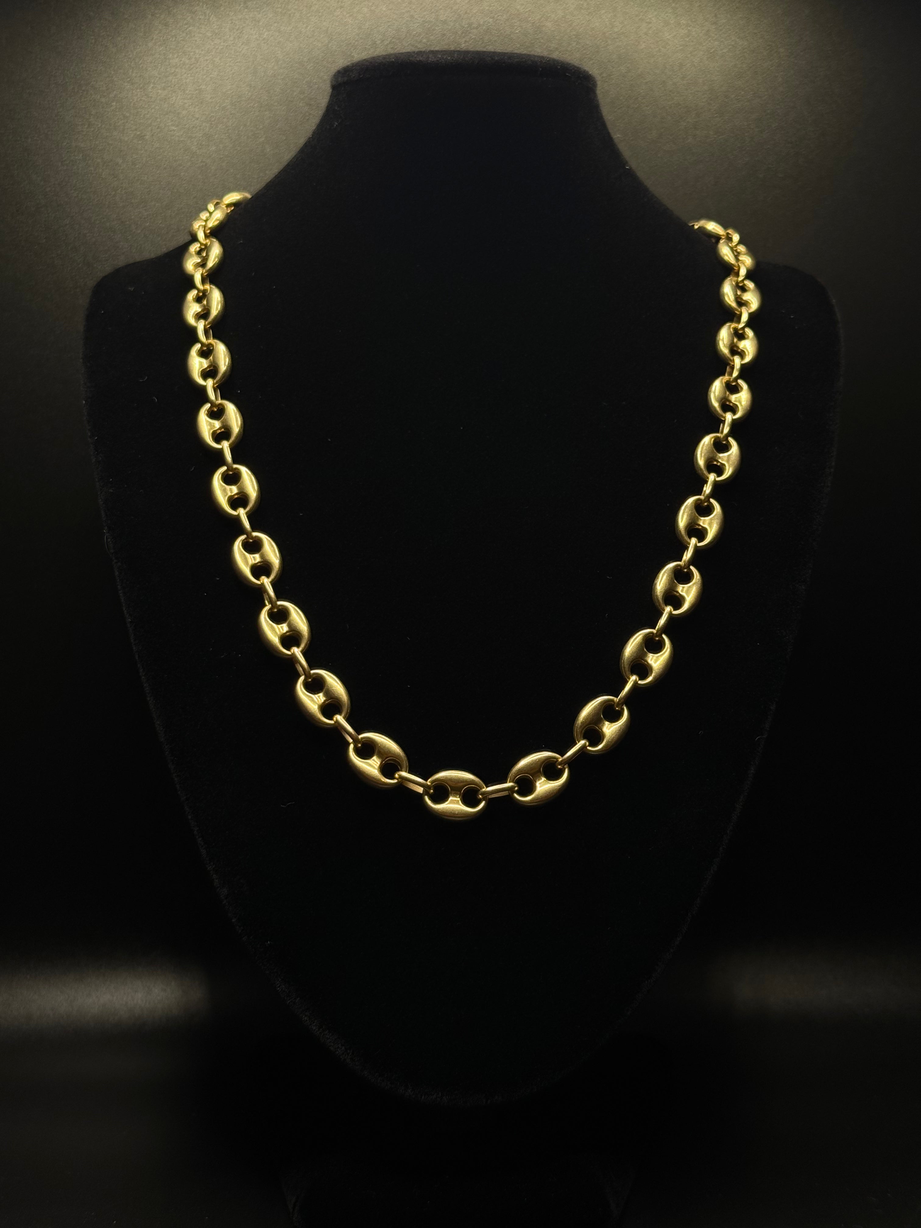 Gucci Puff Chain
