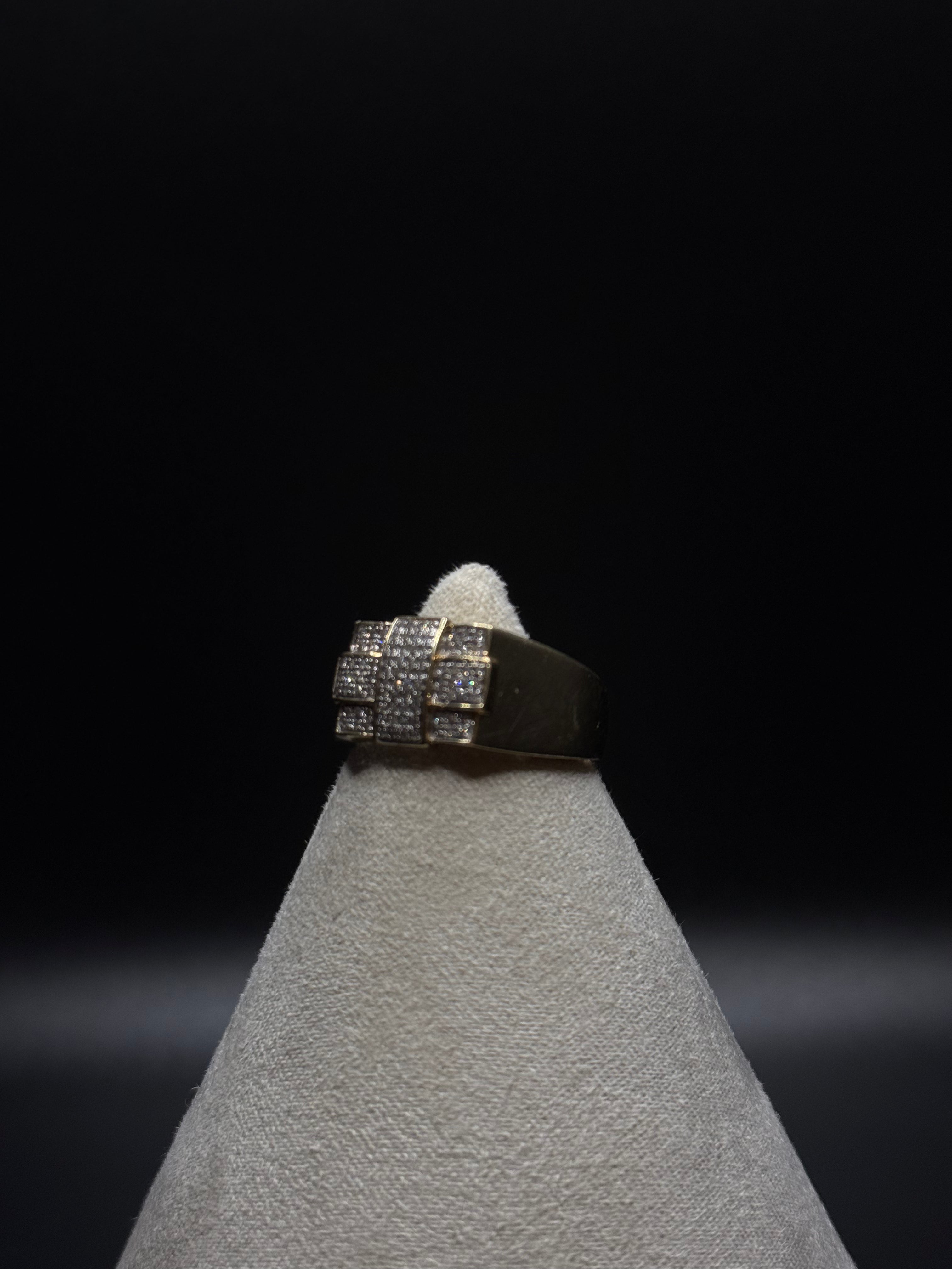 Gold Diamond Ring