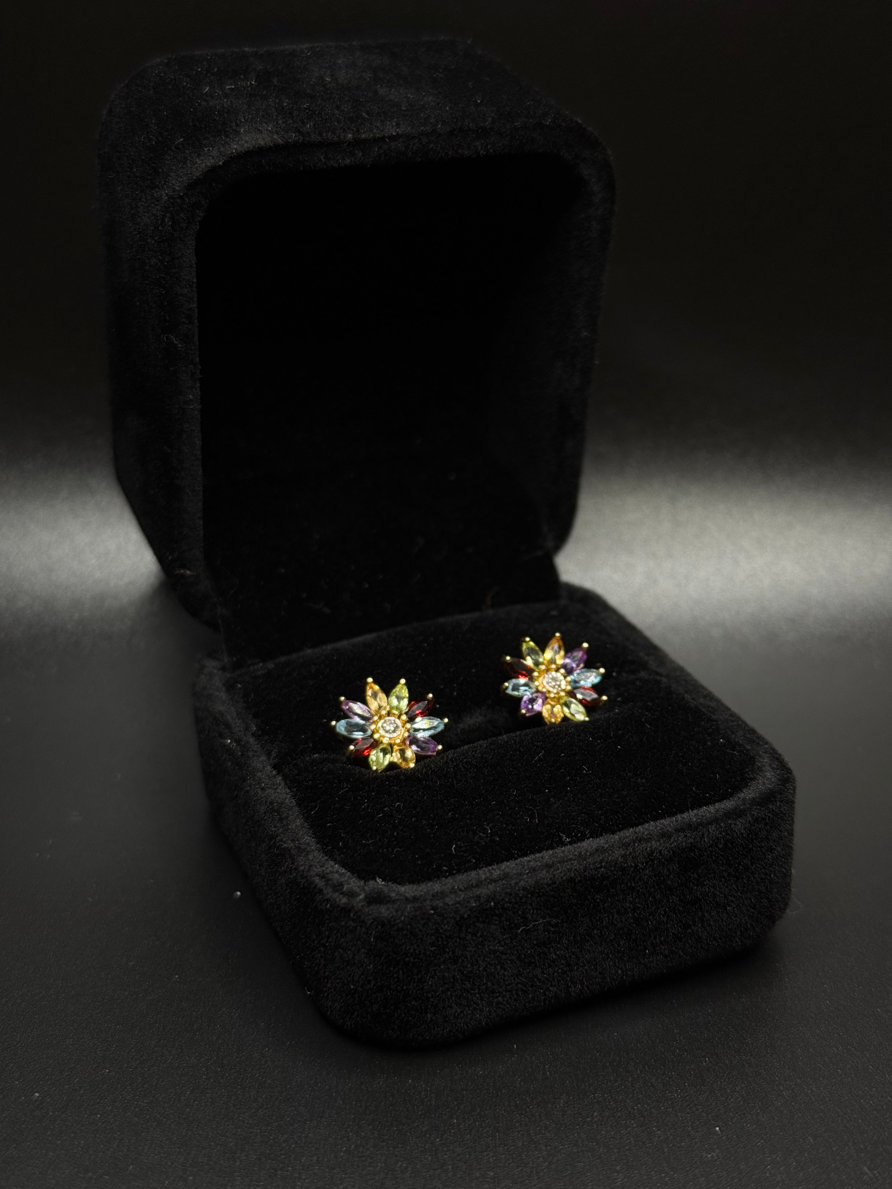 Gold Flower Earrings